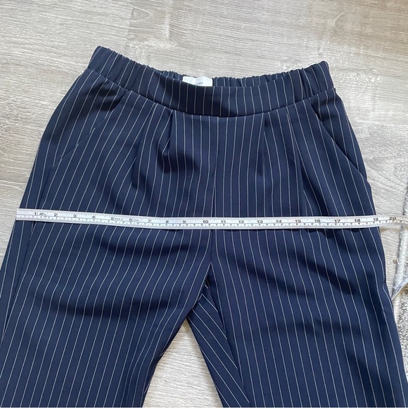 Pinstripe trousers, minimum (danish) - Picture 2 of 5